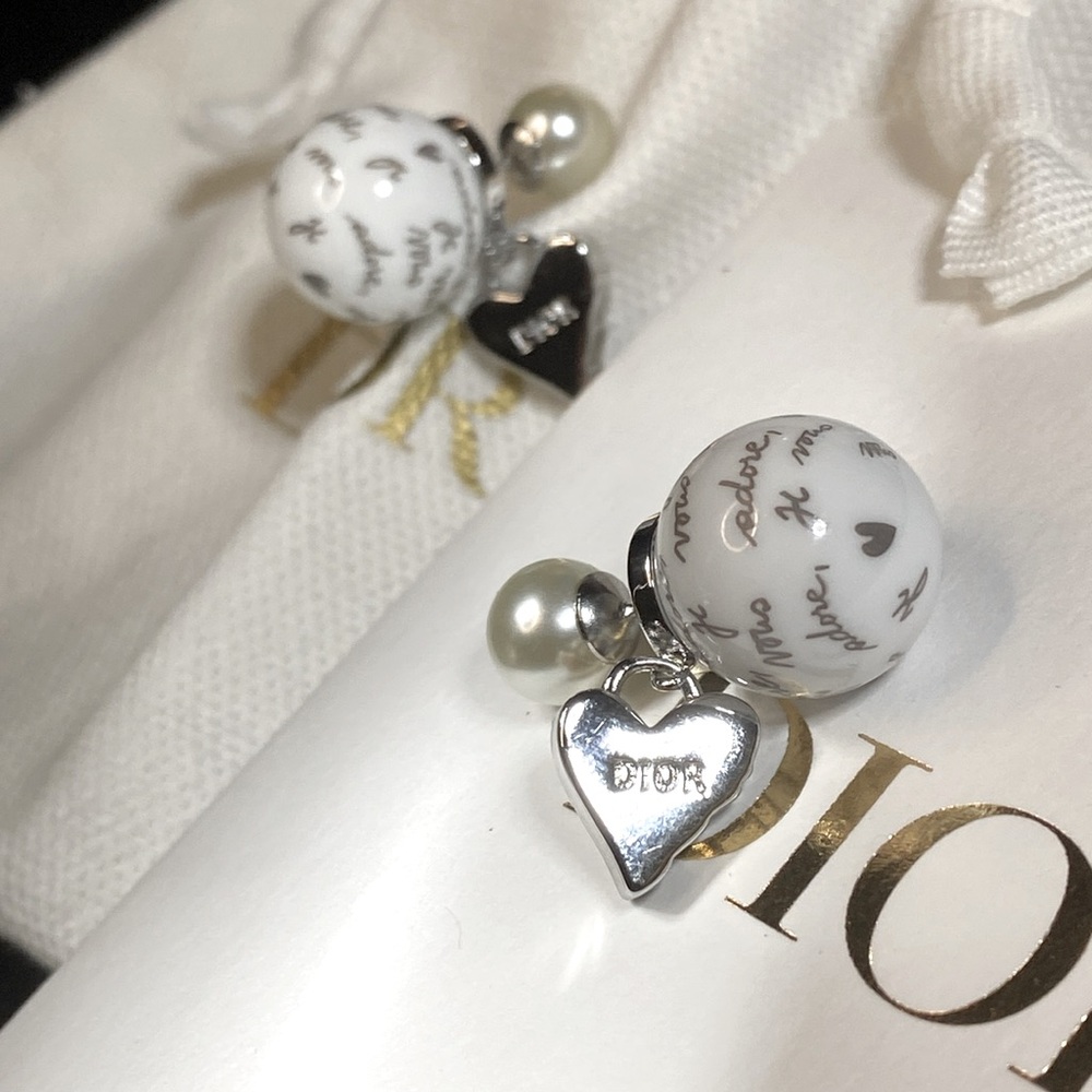 Christian Dior Tribal Hearts Earrings 2 Pc NWOT - Picture 6 of 6